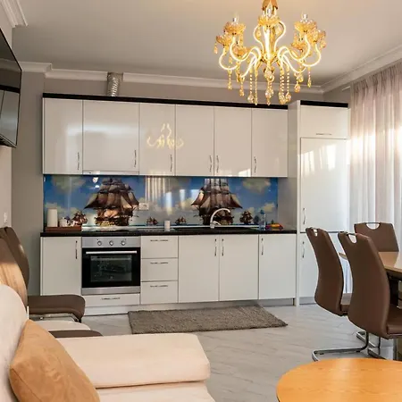 Odore Di Mare Golem (Tirana)